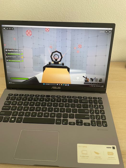 Leptop Asus procesor i 7