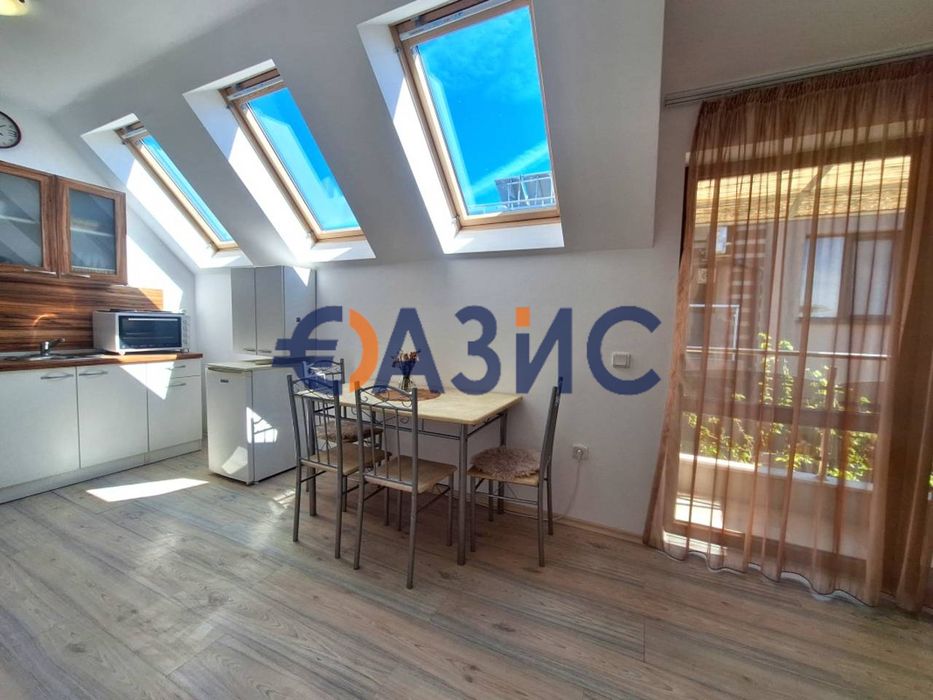 Апартамент с 1 спалня в жилищна сграда, Черно море 3, Несебър, 53 кв. м, 89500 евро #34242186