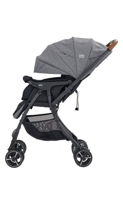 Продам коляску срочно