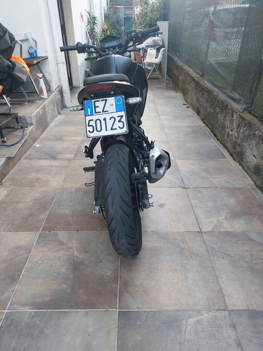 Motocicleta RSV 125