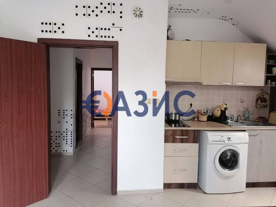 Продава се Тристаен апартамент в Несебър - 90 кв.м за 595 €/кв.м - Снимка #1