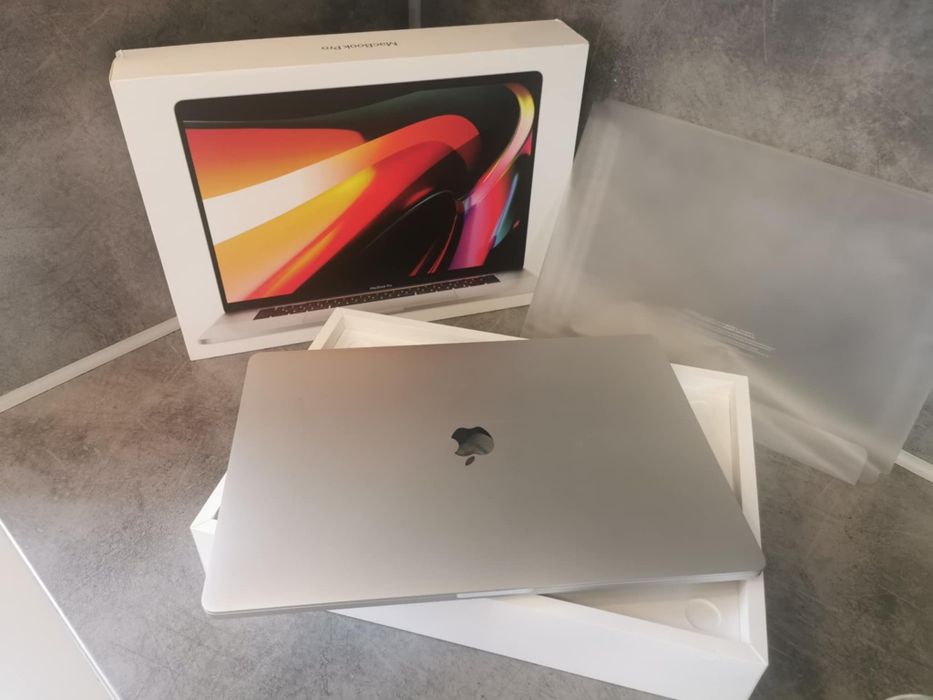 MacBook Pro 16 inch MODEL a2141