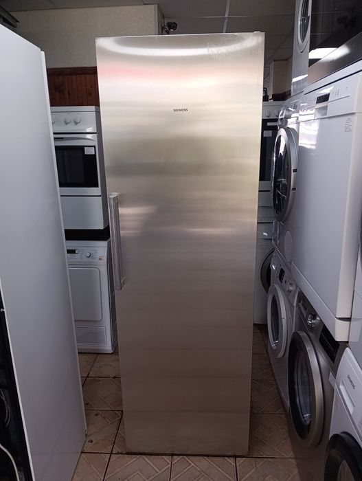 Вертикален иноксов фризер  Siemens с 8 чекмеджета 2 години гаранция!