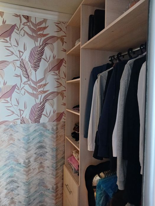 Продам 1 комн кв .В центре  АЛГИ.