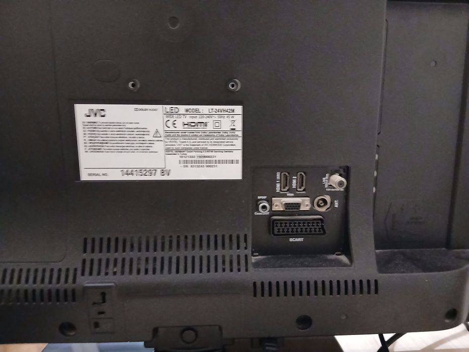 Телевизор JVC Led 24 инча