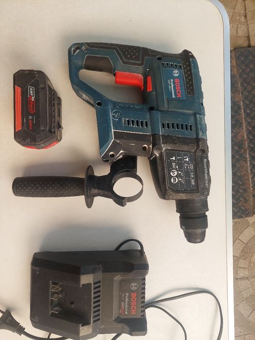 Перфоратор Bosch Gbh 180 li