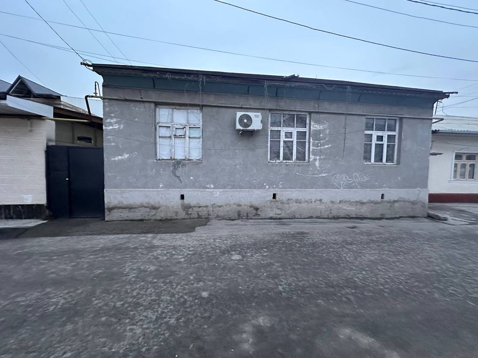 Срочно продажа дома
Сергилийский район Узгариш
Ногой курган
3 сот. 4 к