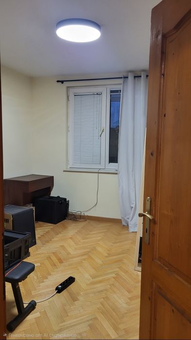 4-стаен апартамент, Колхозен пазар