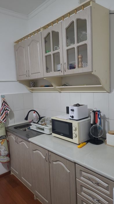 Срочно продам кухонный гарнитур!!