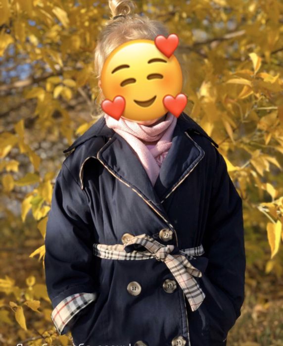 Пальто-плащ фирменый на девочку