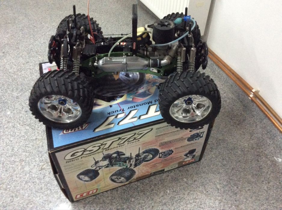 vand automodel cu motor termic