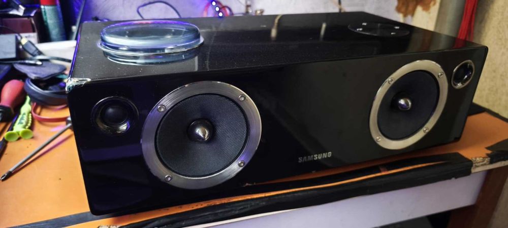 Samsung DA-E750 – хибридна лампова аудио система