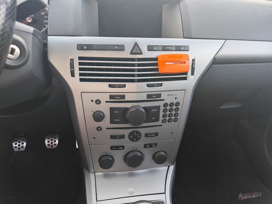 Opel Astra H GTC 2.0 turbo