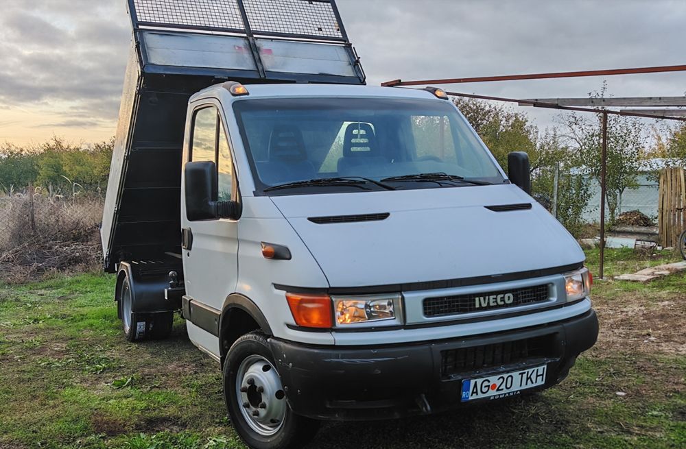 Iveco dayli / Basculantă Trilaterala / Proprietar /