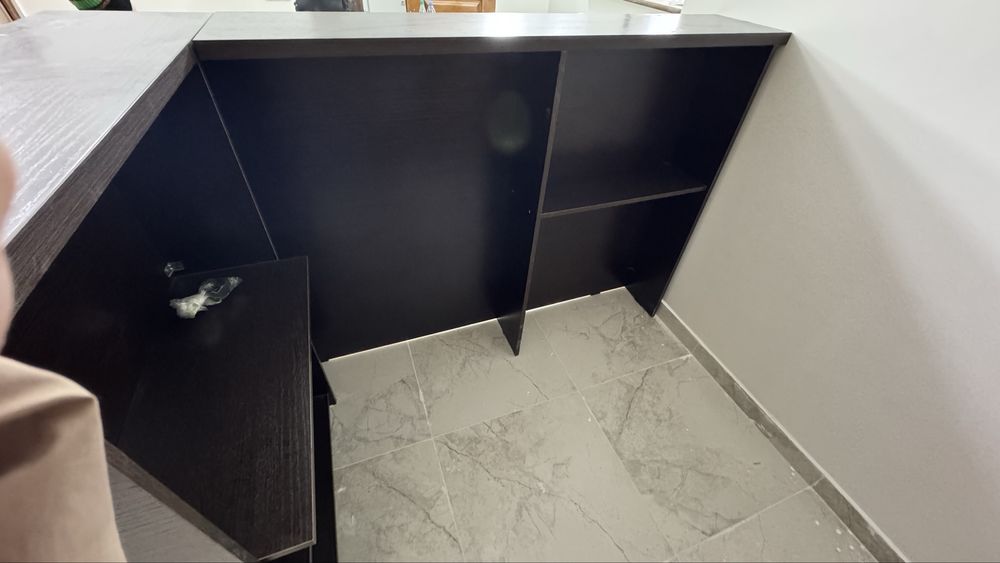 Продам ресепшен нет стола