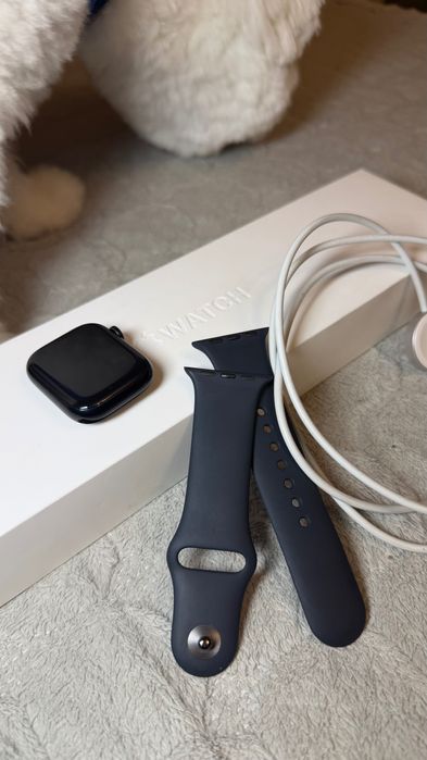 Продам Apple Watch Series 7 41mm