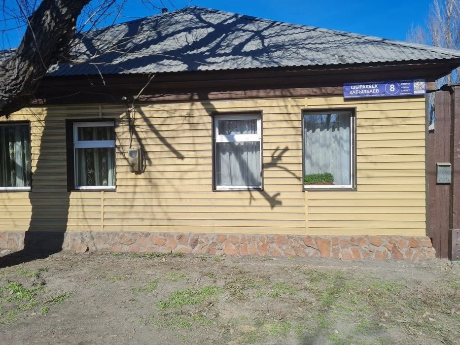 Срочно продам дом 6 комн. Остановка Мегастрой. Торг