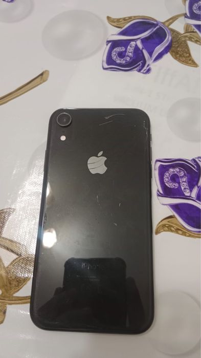 Iphone xr 64gb.