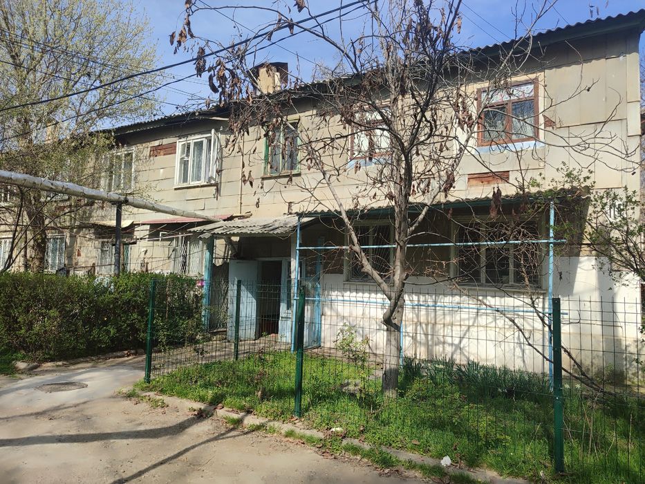 Срочно! Продаётся 2/2/2 квартира. 58 Военный городок.