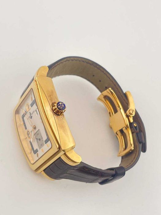 Часы Ulysse Nardin Quadrato Dual Time