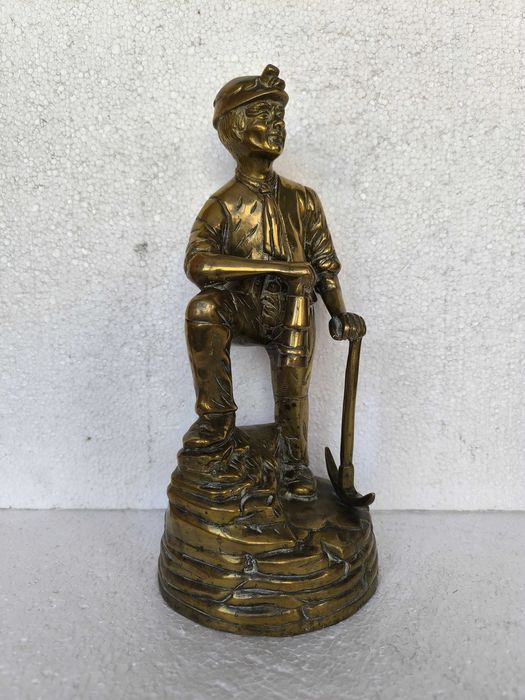 statueta veche bronz arta antichitati figurina vintage handmade antik