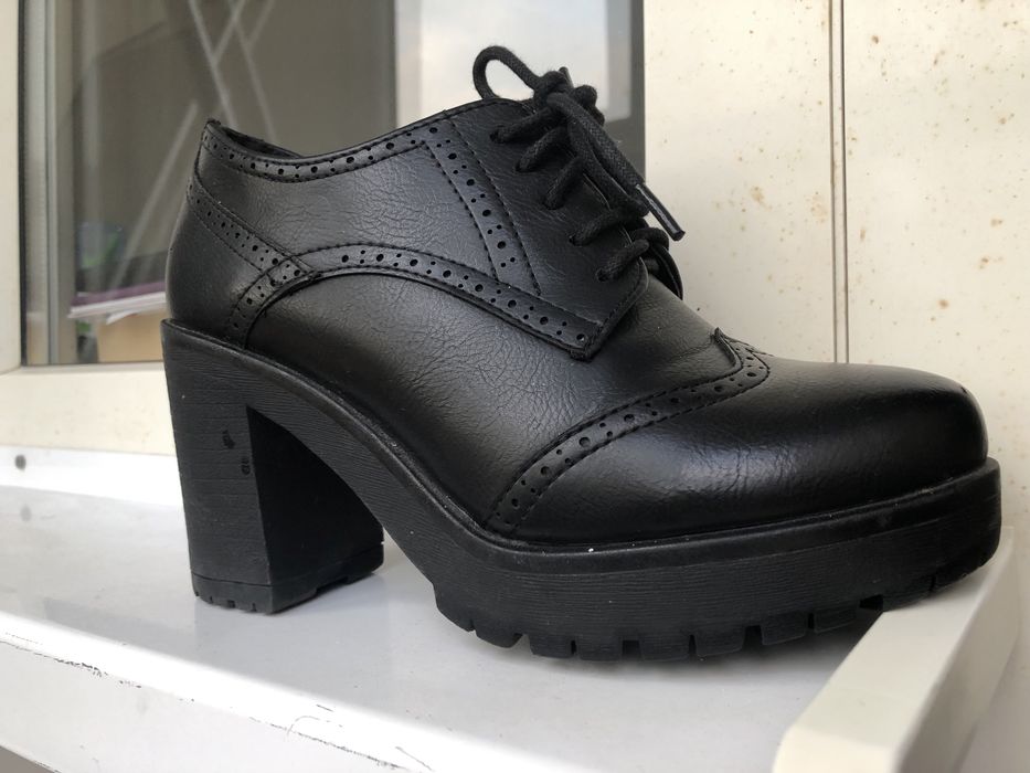 Продам туфли демисезон 4000 тг