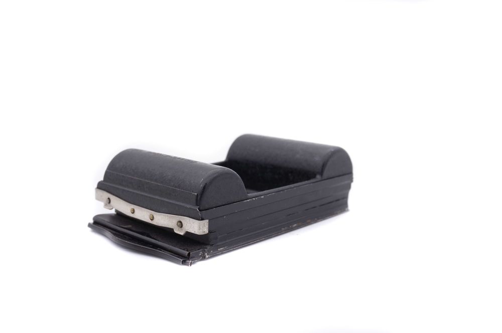 Casetă de film rulant (roll film holder / rollfilm back) 120