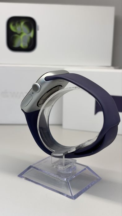 Apple Watch 11, Silver, 42MM, GPS, Purple Band, Fullbox