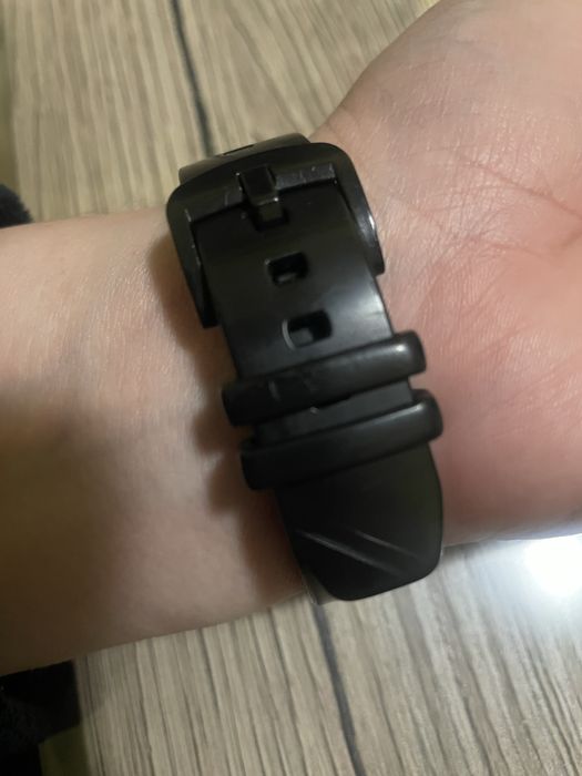 Продавам часовник Casio-BSA-B100