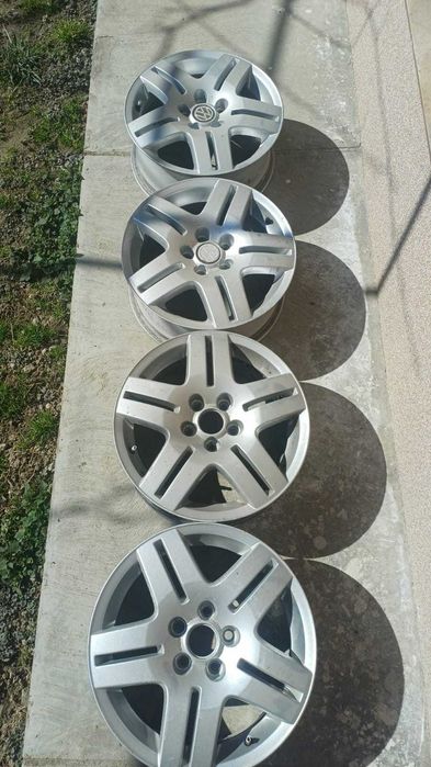 Jante roti golf 4