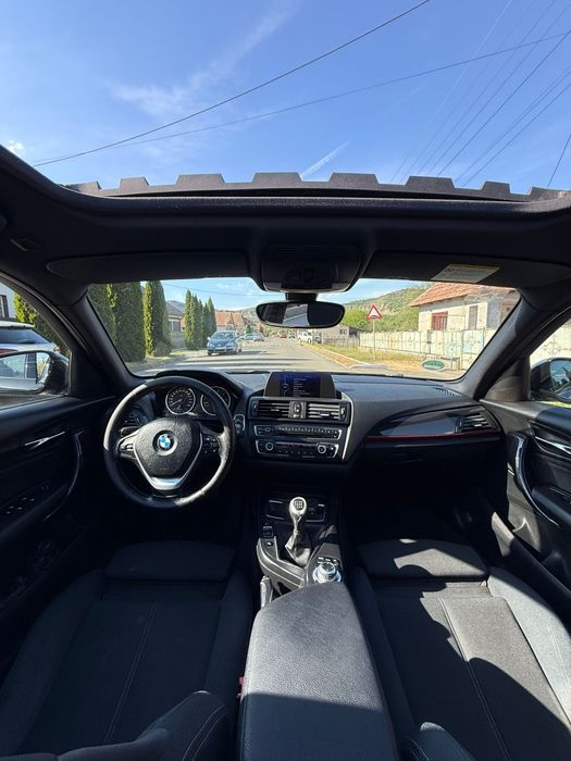 Vând Bmw 118D Trapa Bi-Xenon Sport-Line