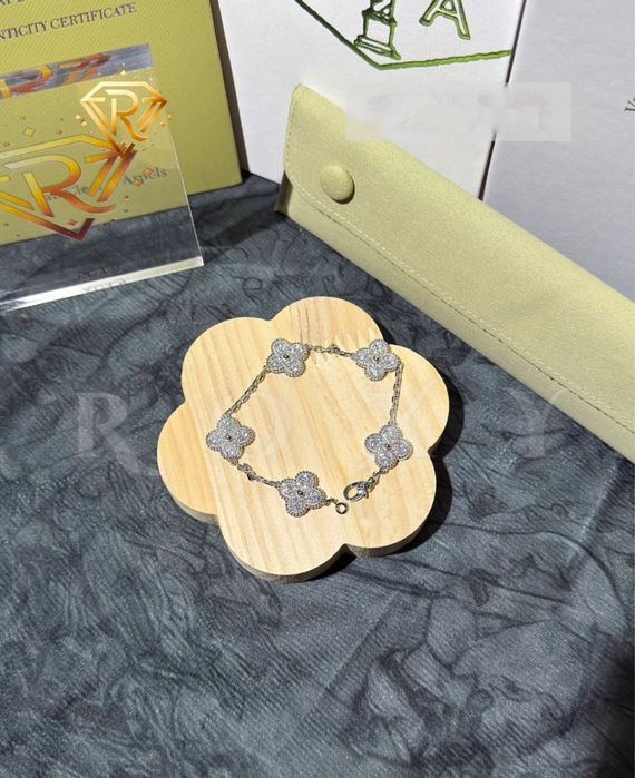 Brățară Van Cleef & Arpels White Gold 750 Diamonds