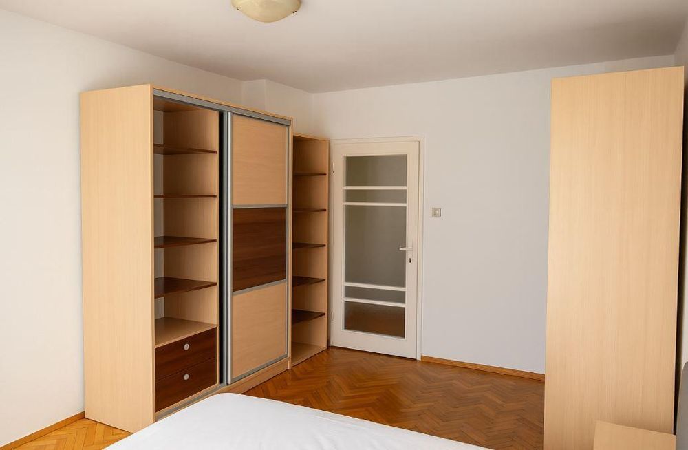 Дава се под наем Четиристаен апартамент в Варна, Чайка - 109 кв.м за 650 € - Снимка #5