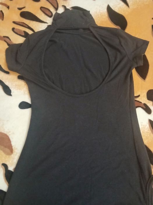 Мини черни рокли от фино трико, Модни и стилни. Една от тях е от рипс.