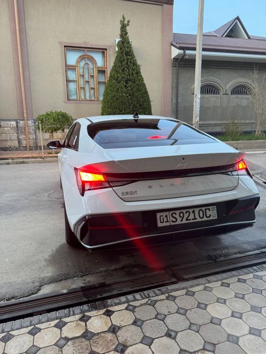 Hyundai elantra zo'ri