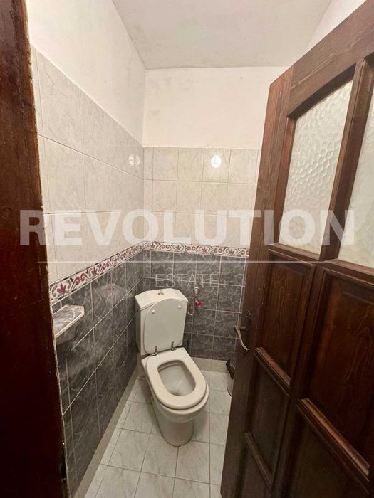 Продава се Тристаен апартамент в Пловдив, Кършияка - 100 кв.м за 1900 €/кв.м - Снимка #4