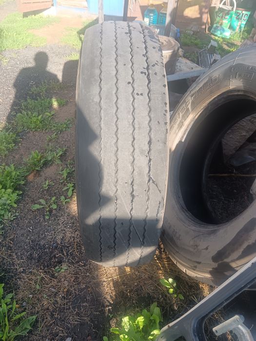 Продам болоны 295/80 22.5