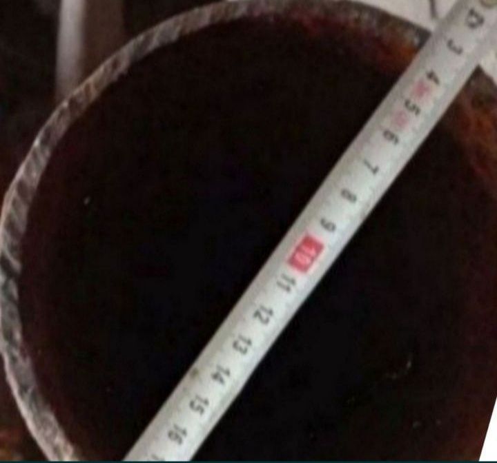 Продам телевизор  саттылады .