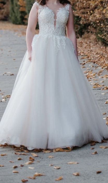 Vand rochie de mireasa