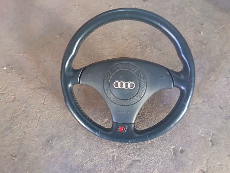 Кожаный Sport-руль Audi семейства A4/S4 B5 (8D