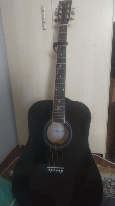 Продается Гитара Agnetha 41 p