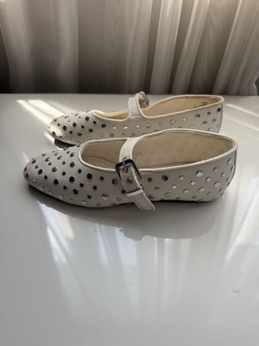 H&M Обувки тип Пантофки (37)