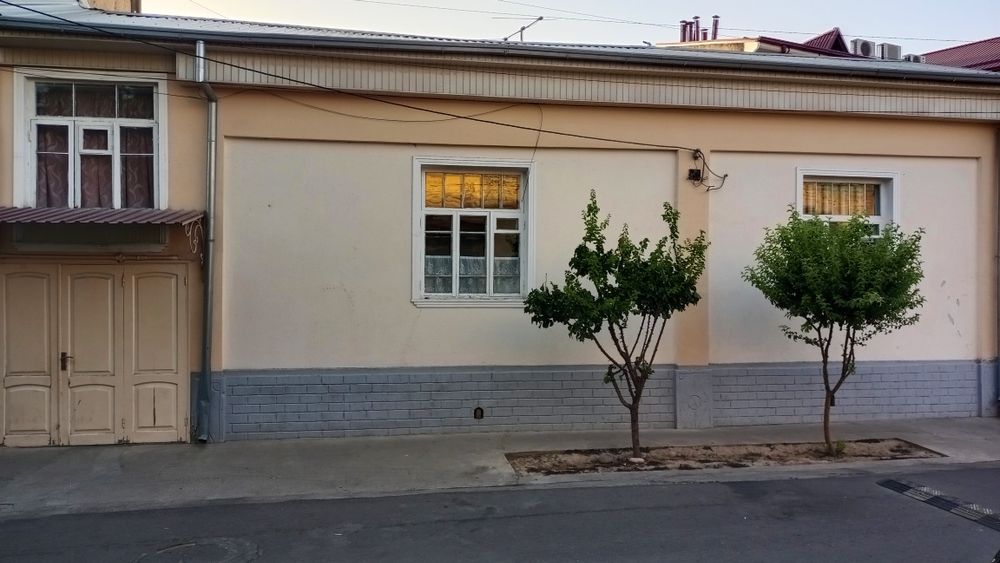 Uy sotiladi fayzli xonadon