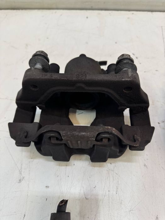 Etrier etrier fata spate stanga dreapta 2.0 BMW Seria 3 E90 E91 E92