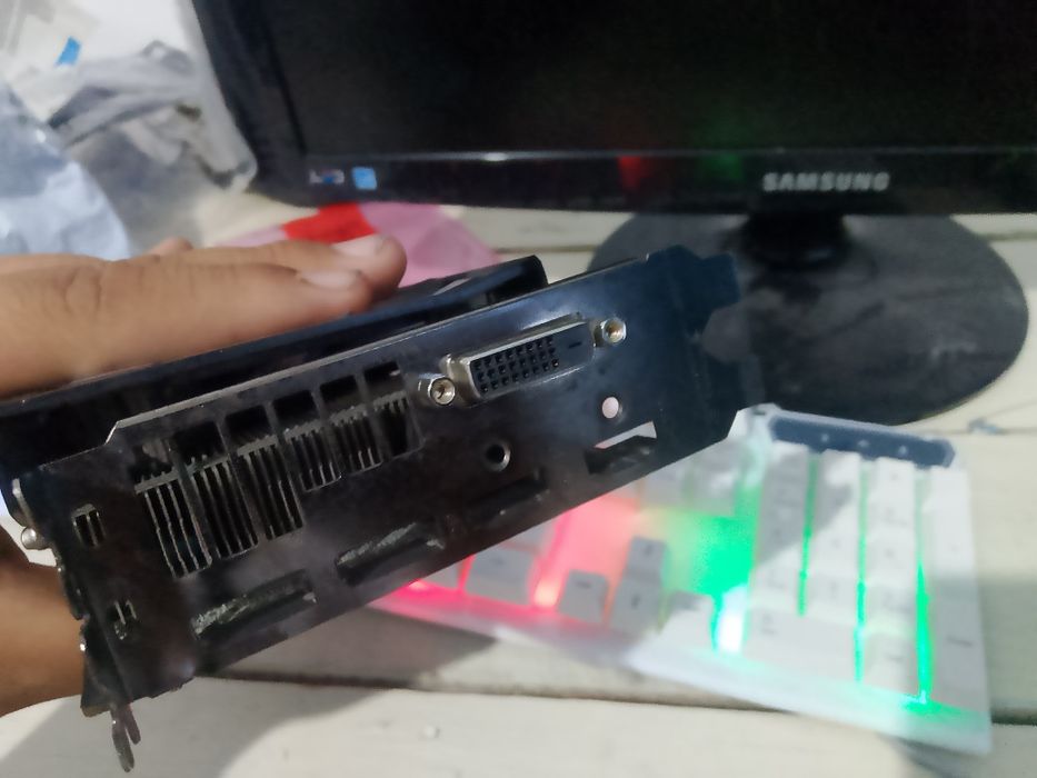 Rx 570 4g видо карта