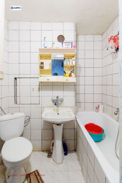 Продава се Тристаен апартамент в Плевен, Идеален център - 85 кв.м за 1471 €/кв.м - Снимка #6