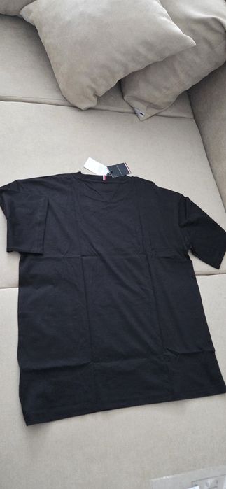 Tricou băieți Tommy Hilfiger original,marimea 176,nou,cu eticheta