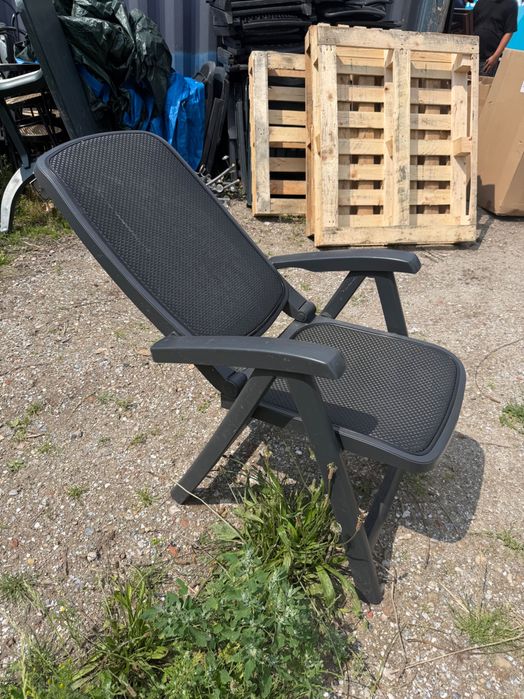 Scaune plastic de terasa