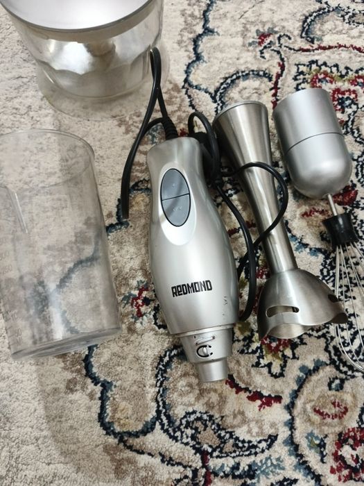 Blendr sotiladi Raimond 6tasi birda