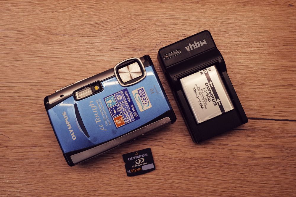Aparat foto Olympus TOUGH 6000 digital Waterproof shock digital